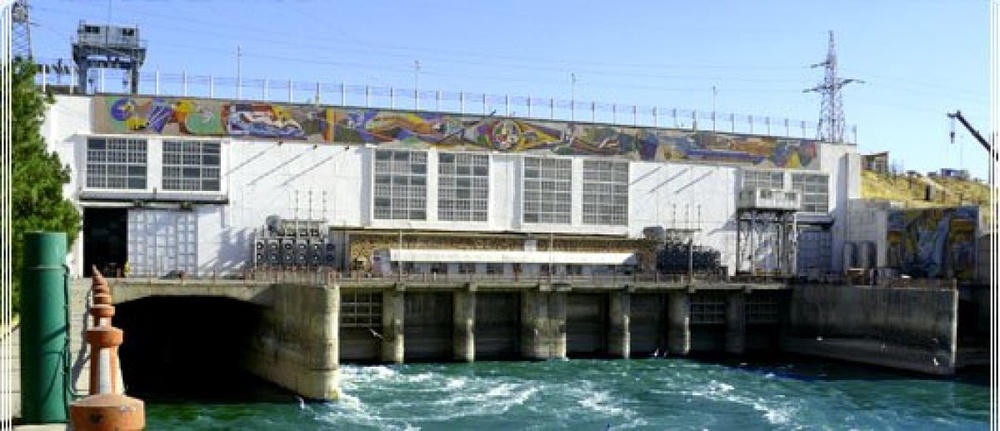 Шардаринская ГЭС. Фото с сайта sharges.kz