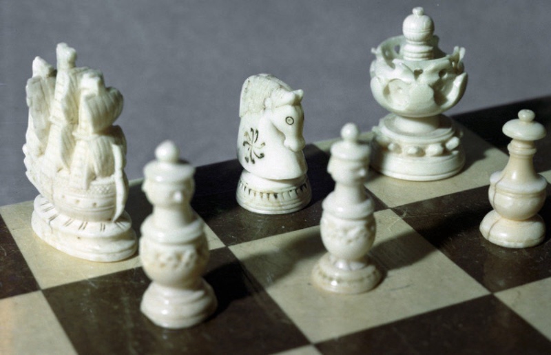 Резные шахматы. Фото ©РИА Новости