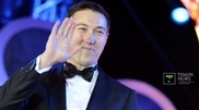 Поп-исполнитель займется молодежным предпринимательством в "Атамекене"