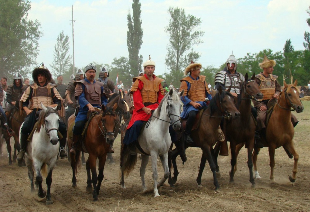 Венгерские кыпчаки. Фото с сайта dalaruh.kz