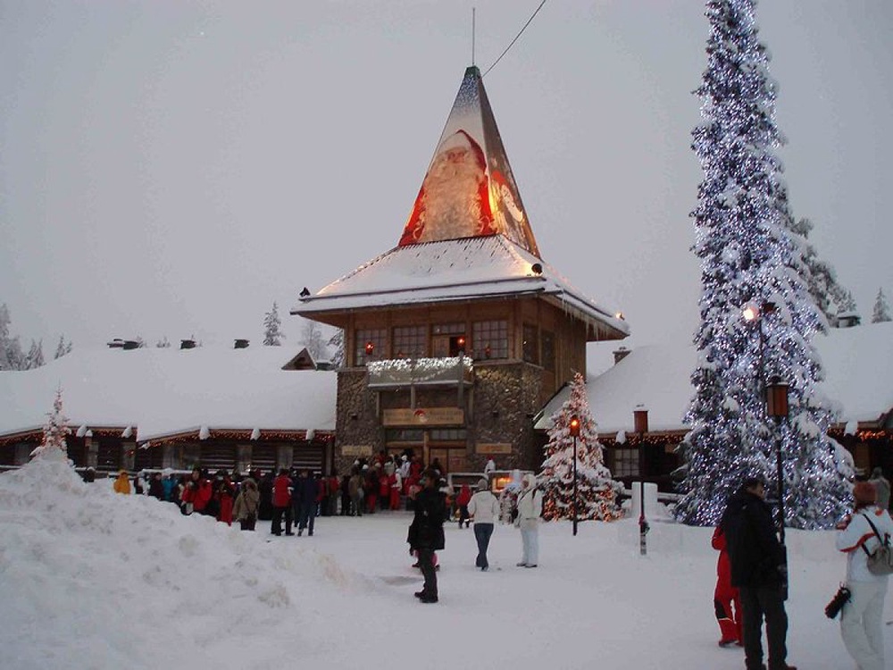 Деревня Санта Клауса в Лапландии. Фото с Википедии