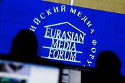 В Астане представитель МИД Ирана забросал журналистов вопросами