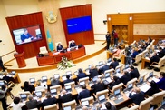 Парламент единогласно одобрил бюджет на 2013-2015 годы
