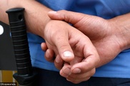 Четверых полицейских Алматы судят за побои