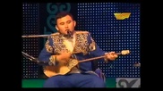 Лучший акын Казахстана получил домбру из килограмма золота