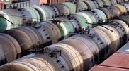 Казахстан продлил запрет на экспорт нефтепродуктов в 2013 году