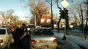 Пожилых мужчину и женщину избили на дороге в Алматы