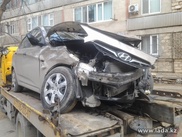 В Актау водитель "Волги" протаранил пять авто и скрылся