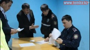 В Актау пьяный экс-сотрудник финпола "наехал" на полицейских