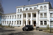 За 50 тысяч долларов пыталась продать должность сотрудница акимата Шымкента