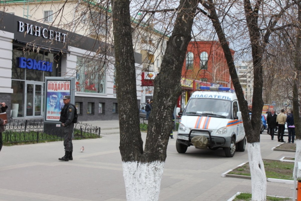 Оцепление на месте стрельбы в Белгороде. Фото РИА Новости©