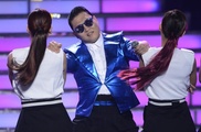 Исполнитель Gangnam Style станет ведущим на церемонии Billboard Music Awards