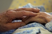 Насильника 80-летней женщины в Актюбинской области отпустили под подписку о невыезде