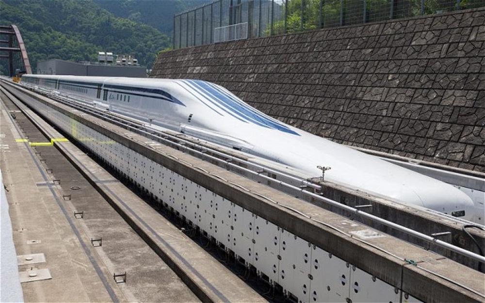 Поезд "Маглев" прошел первые испытания в Японии. Фото slate.com