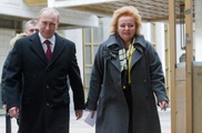 Владимир и Людмила Путины пока не оформили развод документально