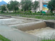 Подросток упал в реку в Алматы