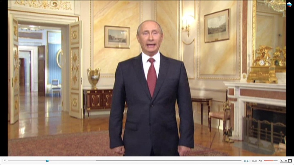 Владимир Путин говорит на английском языке. Кадр с сайта news.kremlin.ru