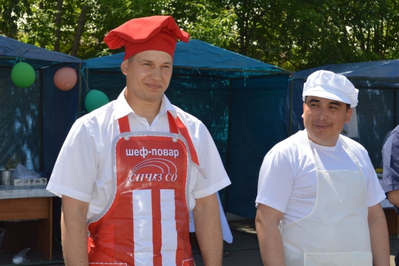 Повар Михаил Рубас занял 1 место, Ермек Салтыков (справа) - 3 место. Фото ©tengrinews.kz