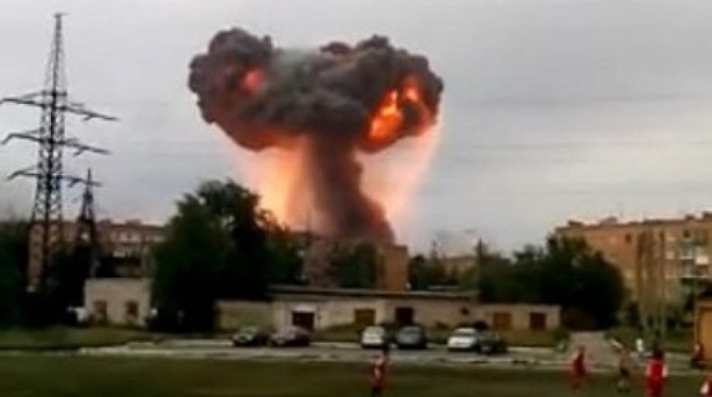 Взрывы на полигоне под Самарой. Кадр из видео с сайта YouTube