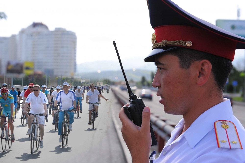 Велопробегом отметили День полиции в Алматы.
Фото пресс-службы акимата Алматы.