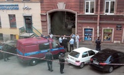 Лишившемуся кисти при взрыве у McDonald's в Петербурге юноше грозит срок