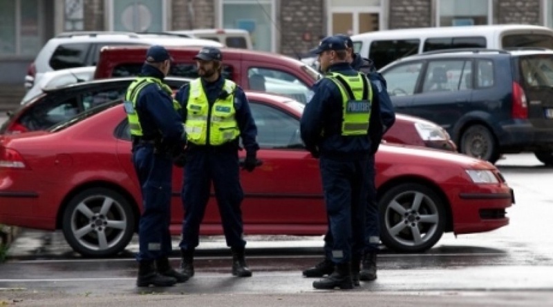 Эстонские полицейские. Фото: pilt.delfi.ee