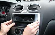 С переходом на "цифру" казахстанским автомобилистам придется переоборудовать магнитолы
