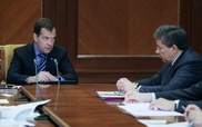 Медведев объявил главе Роскосмоса выговор