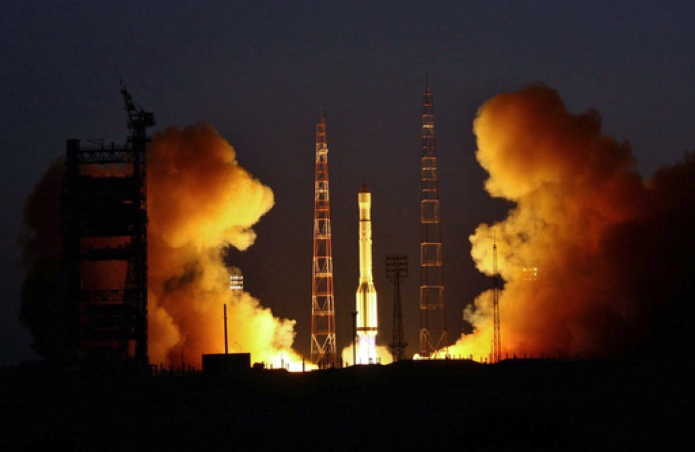 Старт ракеты-носителя "Протон-М". Фото ©РИА Новости