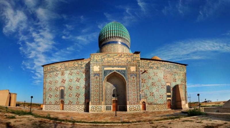 Мавзолей Ходжа Ахмеда Яссауи - символ Туркестана. Фото ©nice-holiday.kz