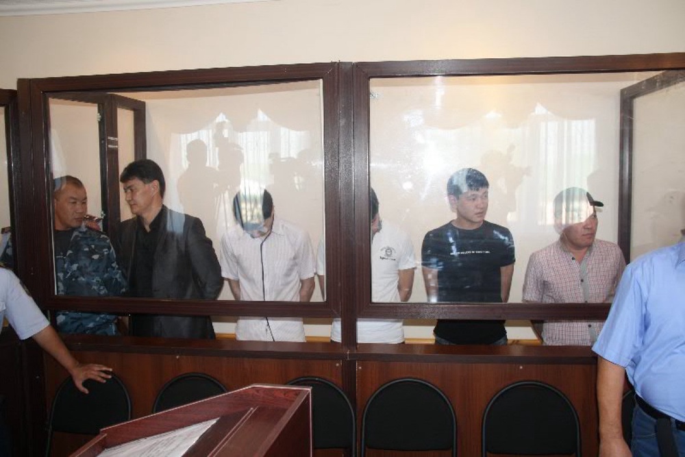 Пожизненное заключение получил лидер ОПГ. Фото ©Пресс-служба суда Атырауской области 