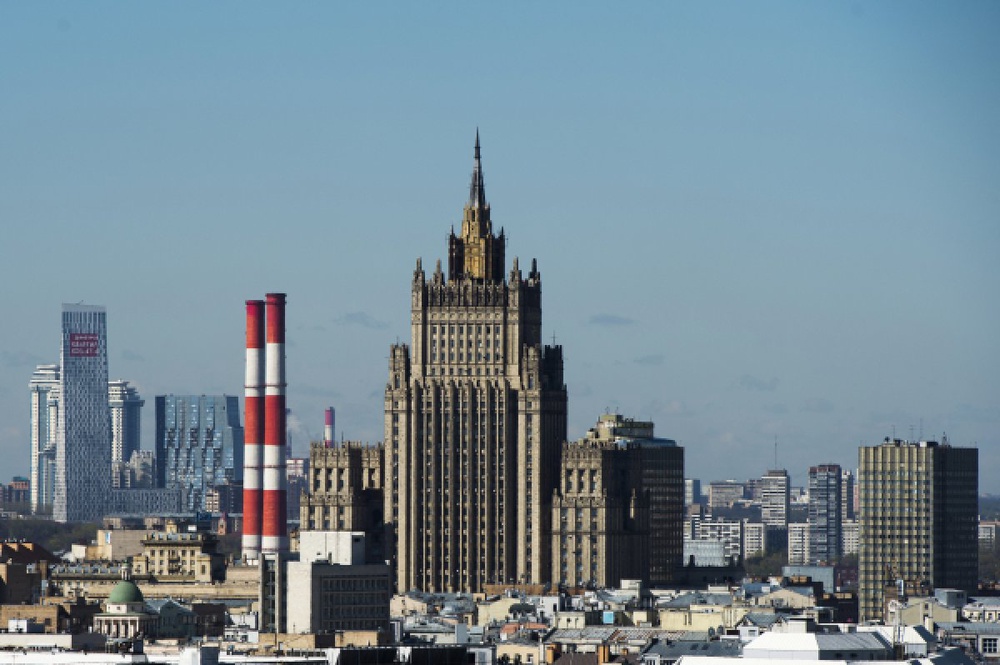 Здание МИД РФ (в центре). Фото ©РИА Новости