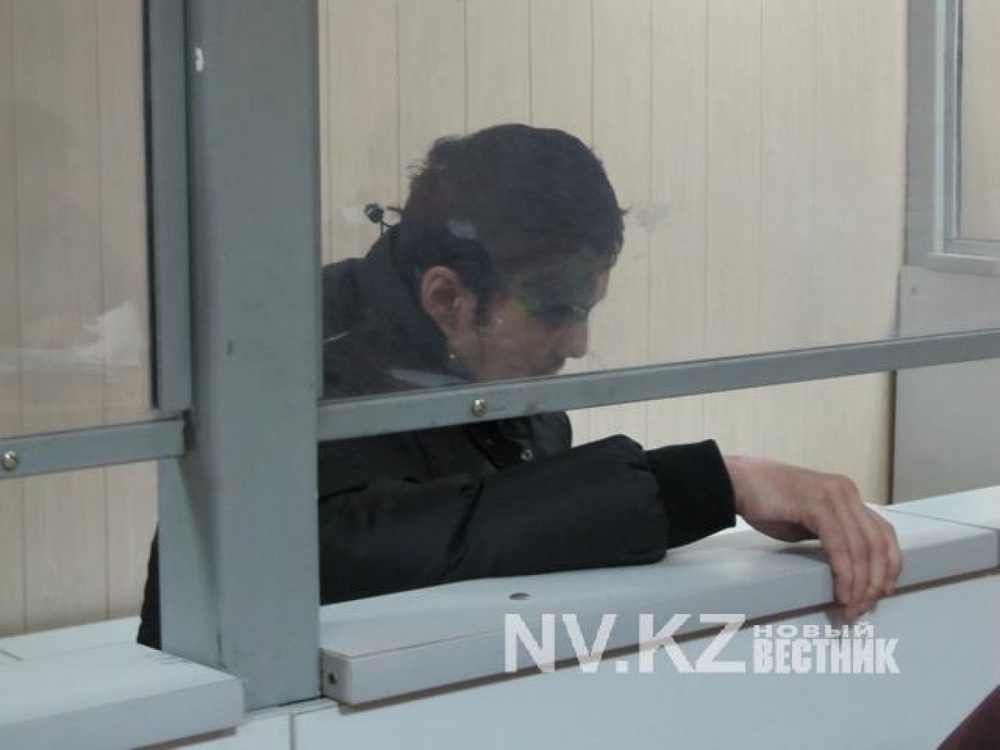 Ерлан Утешев в зале суда. Фото ©<a href="http://www.nv.kz" target="_blank">nv.kz</a>