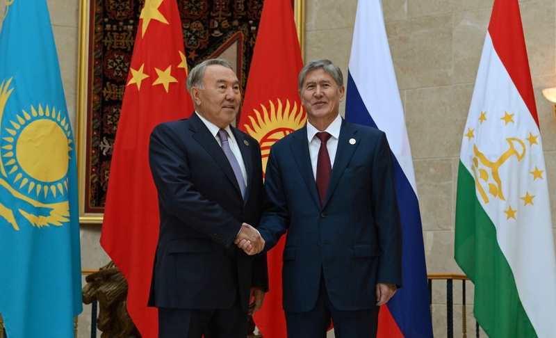 Нурсултан Назарбаев и Алмазбек Атамбаев. Фото Фото ©Султан Досалиев
