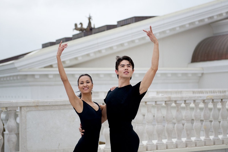 Солисты балета "Астана Опера" Мадина Басбаева и Таир Гатауов