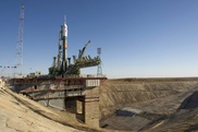 Ракету с олимпийским факелом готовят к запуску на космодроме "Байконур"