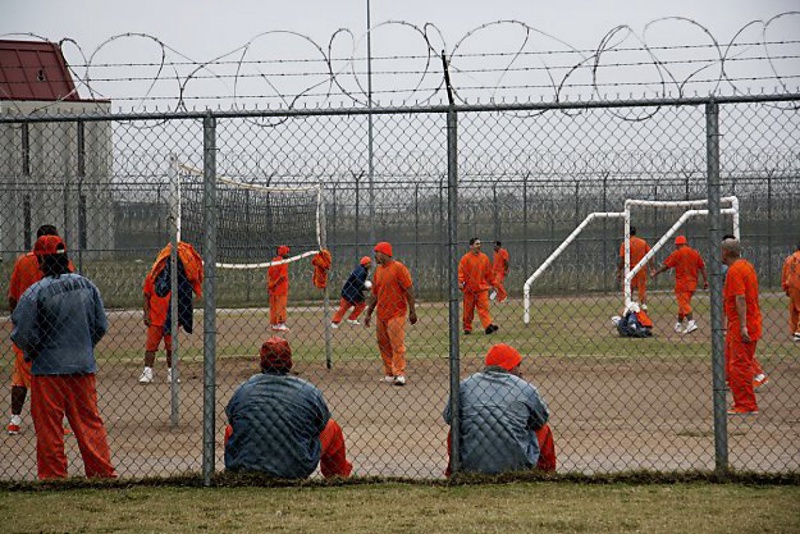 Заключенные в США. Фото: sfbayview.com