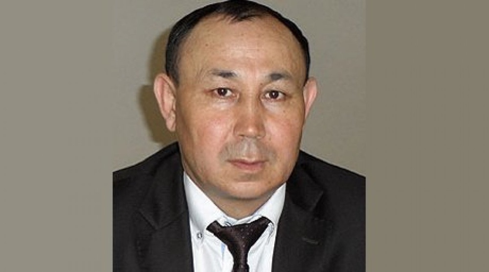 За взятку заместителя главного налоговика Алматы осудили на 4 года