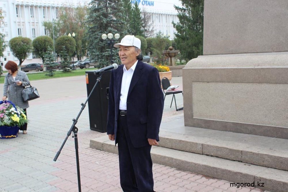  Кайрат Жумагалиев, Фото с сайта mgorod.kz