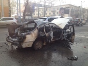Автомобиль взорвался в центре Алматы