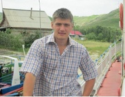 Во дворе школы в Усть-Каменогорске нашли повешенного человека