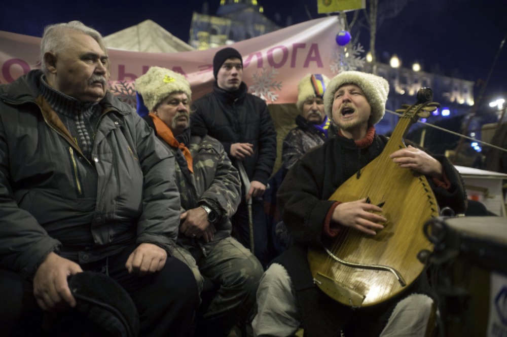 Участники акции сторонников евроинтеграции Украины "Народное вече". Фото ©РИА Новости, Илья Питалев