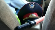 Пьяные пассажиры напали на полицейского в селе на севере Казахстана