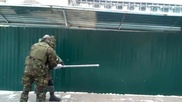 "Евромайдан": Демонстранты вооружились картофельной пушкой