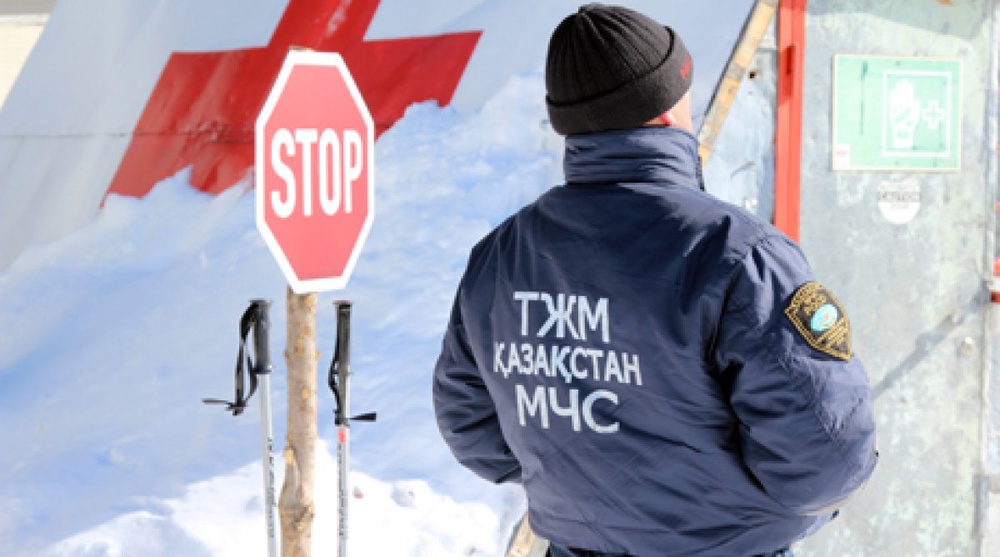 ДЧС Алматы предупреждает о лавинной опасности. ©Ярослав Радловский