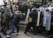 Беспорядки в Киеве: Радикалы захватили офис правящей партии