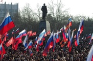 Не признавать новую государственную власть Украины требуют жители Крыма