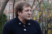 Боец Александр Емельяненко избежал нового обвинения в изнасиловании
