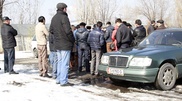 Владельцы авто с кыргызскими номерами высказали свои обиды таможенникам