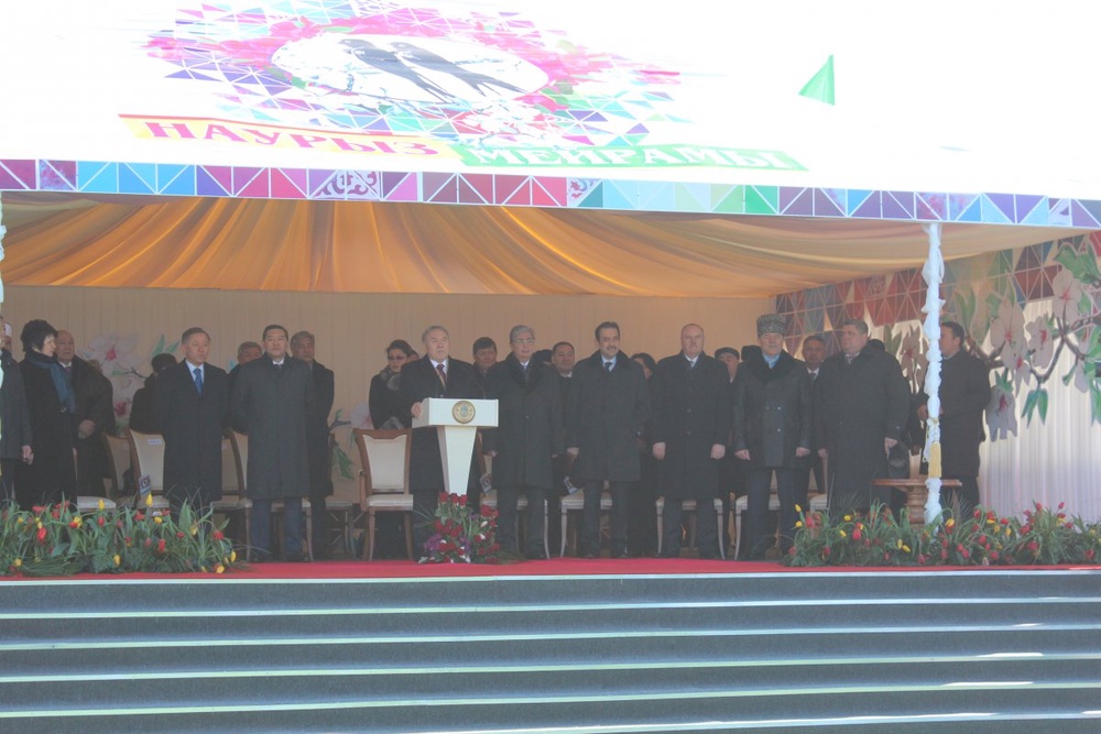 Президент Казахстана поздравляет казахстанцев. Фото Алтынай Жумжумина 